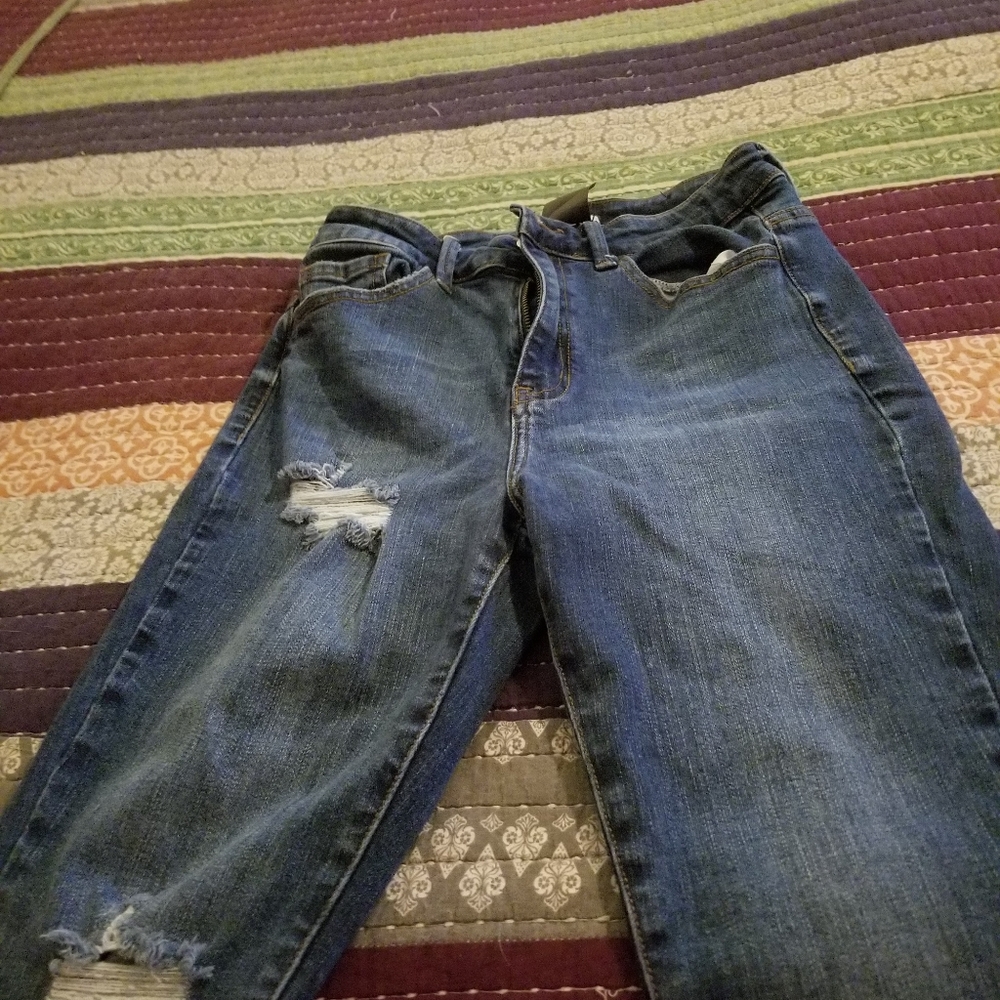 Jeans - Picture 2 of 3
